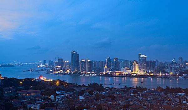 福建盛情邀约，尊敬嘉宾与朋友们共聚一堂